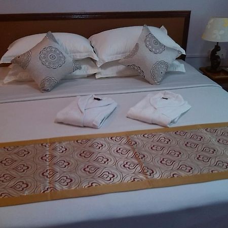 Great Glory Hotel Yangon Exterior foto